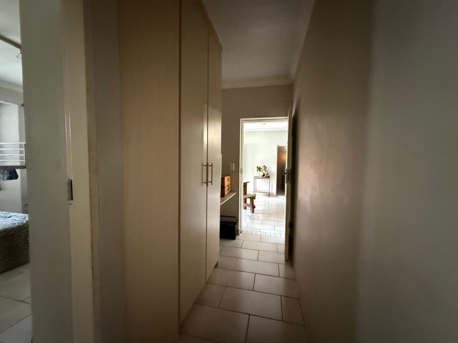 2 Bedroom Property for Sale in Waterval East North West